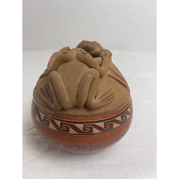 Art Pottery Etched Double Frog Geometric Design Costa Rican Pot Vase Unsigned - Picture 4 of 9